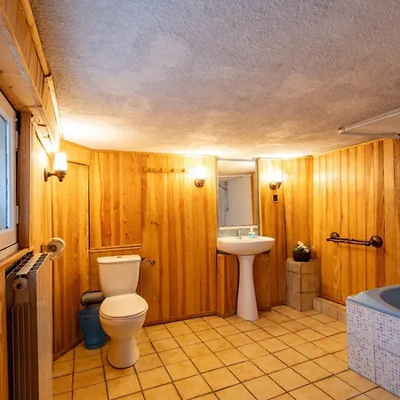 펜션 On The Rocks - Alpes Mancelles *