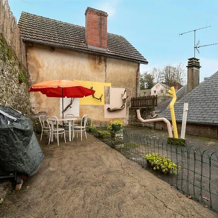 Feriehus On The Rocks - Alpes Mancelles - Jardin