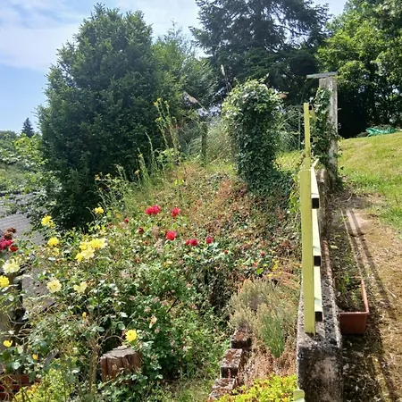 On The Rocks - Alpes Mancelles - Jardin Feriehus *